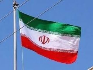 İran'da yüzlerce üst düzey yetkili istifa etti