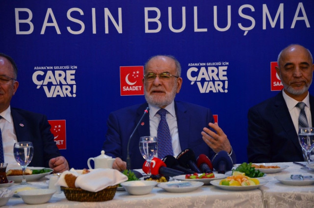 Karamollaoğlu: 'Erbakan Hocamız Hayatta Olsaydı, Kendisini (Fatih Erbakan) Falakaya Yatırırdı'