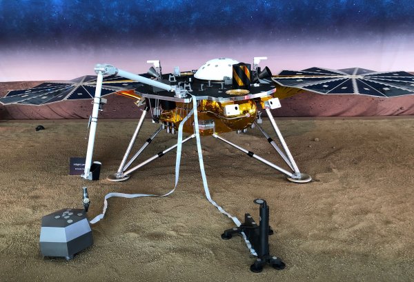 NASA Mars kaşifi Insight'ı indirmeye hazırlanıyor