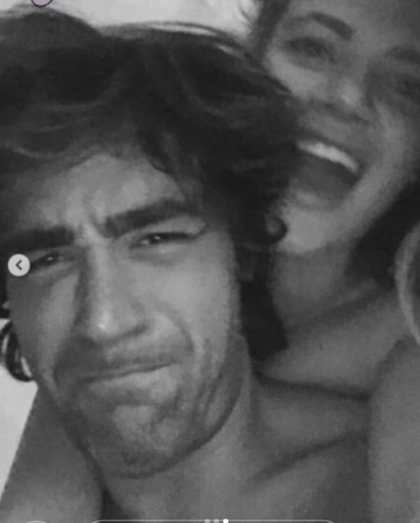 Sarp Levendoğlu Derya Şensoy paylaşımı