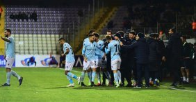 Başakşehir, Afyonkarahisar ’da 1 Attı 3 Aldı!