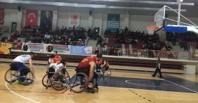 Cimbom Deplasmanda Çok Öbür!