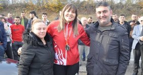 Şennur Demir, Memleketinde Coşkuyla Karşılandı!