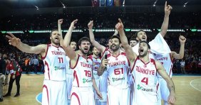 Ulusal Ekip Finaller İçin Parkeye Çıkıyor!