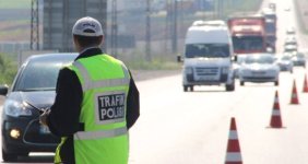 Kış Lastiği Uygulaması Başladı! Uymayana 715 TL Suç Oluşturan Kesiliyor