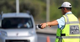 Yönetmelikte Belirlenen Standartlara Tutarsız Emisyona Sahip Araçlara 2 Bin 500 Lira Suç Oluşturan Kesilecek