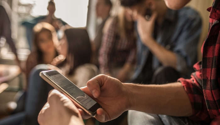 Sanal sosyallik, gerçekten asosyalliği tetikliyor