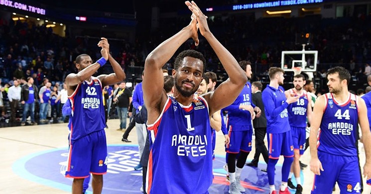 Anadolu Efes, Real Madrid Önünde Galibiyet Arıyor!