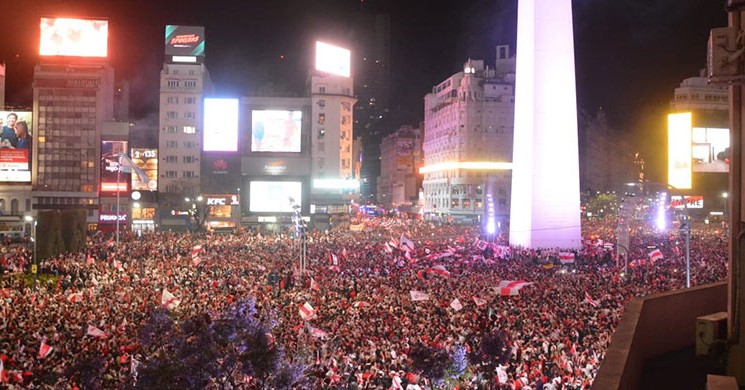 River Plate Taraftarı Zafer Sarhoşu!