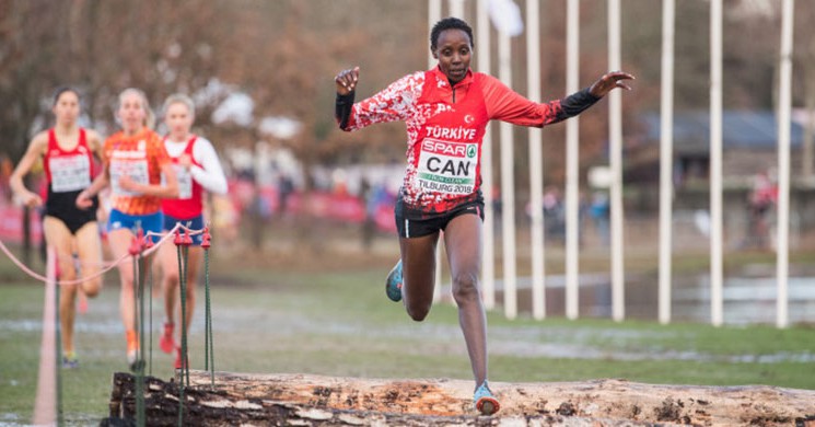 Ulusal Atlet Yasemin Can ’dan Tarihi Başarı!