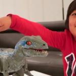 8 yaşındaki Çocuk, Youtube'tan 22 Milyon Dolar Kazandı