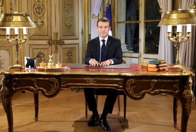 Macron: 'Ekonomik ve Sosyal Ohal'deyiz'