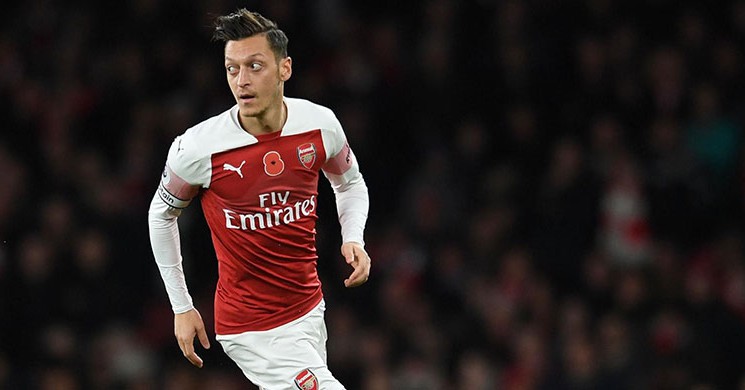 Ada Basını Bu Haberle Çalkalanıyor! Mesut Özil ve Ekip Arkadaşlarından ‘Hippy Crack ’ Partisi