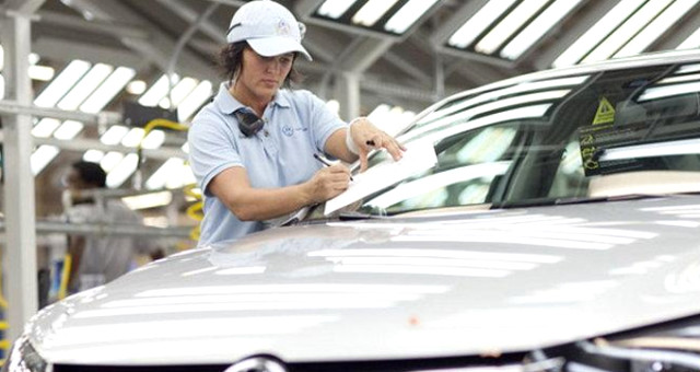 Araba Devi Volkswagen’i 28 Bin Kişi Mahkemeye Veriyor