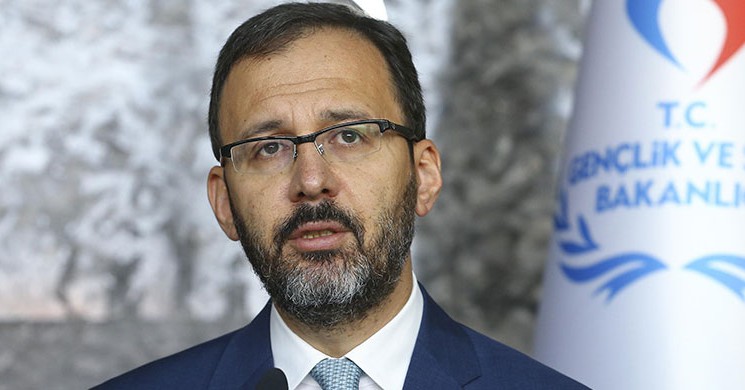 Gençlik ve Spor Bakanı Kasapoğlu 12 Dev Adam ’ı Kutladı!