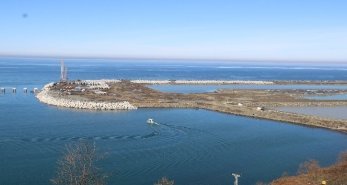 Rize-Artvin Havalimanı’nda 511 günde 17 milyon 600 bin metre küp deniz dolgusu gerçekleştirildi