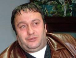 ismail Türüt'ten Yeni Zellanda'daki Saldırıya Türkülü Protesto